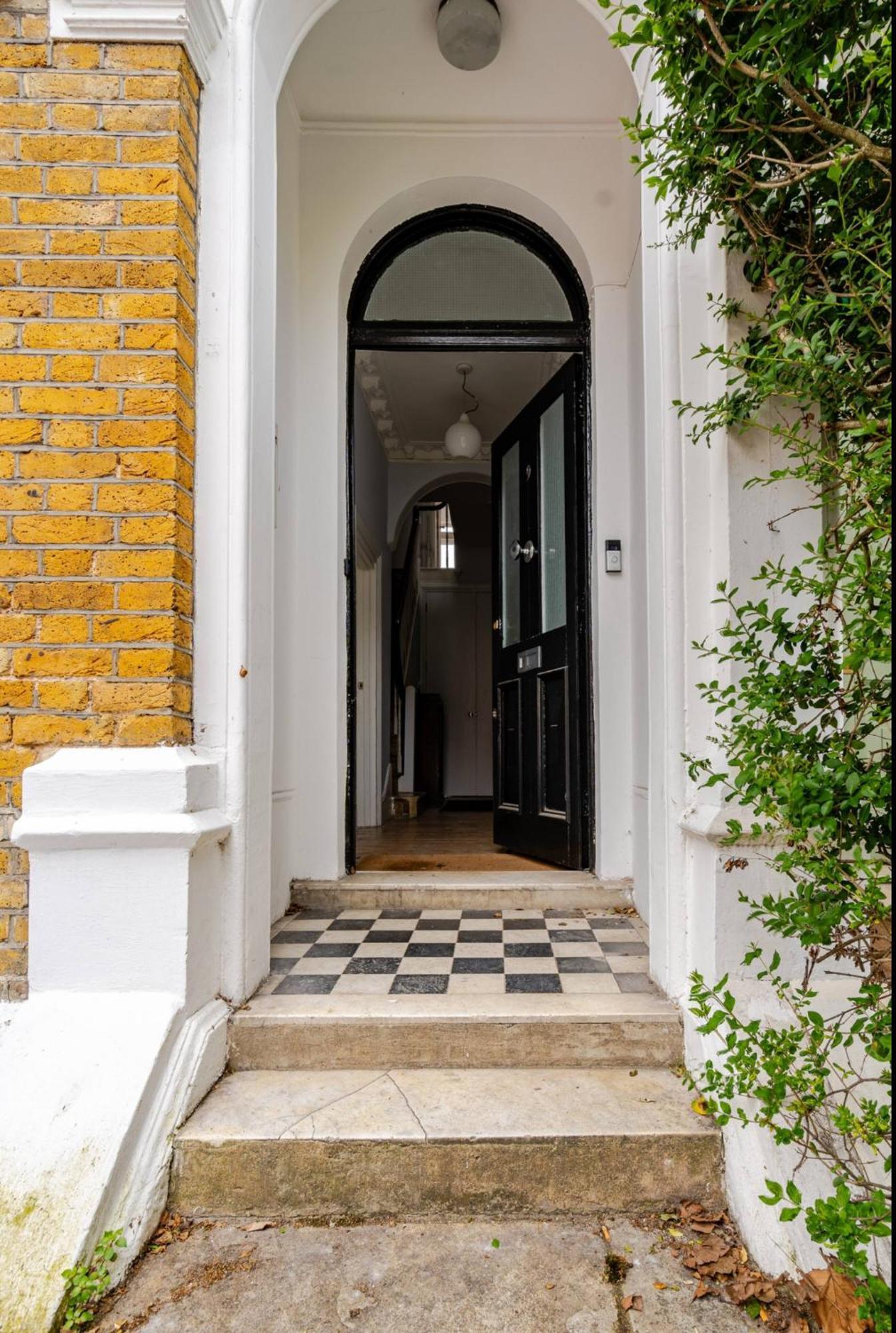 Holiday home Blue Valley House London